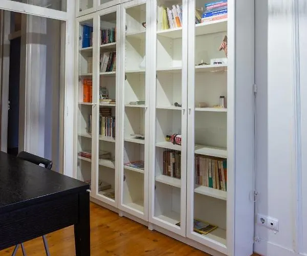 Cozy - 2-min Walk From Av Liberdade By Lisbeyond
